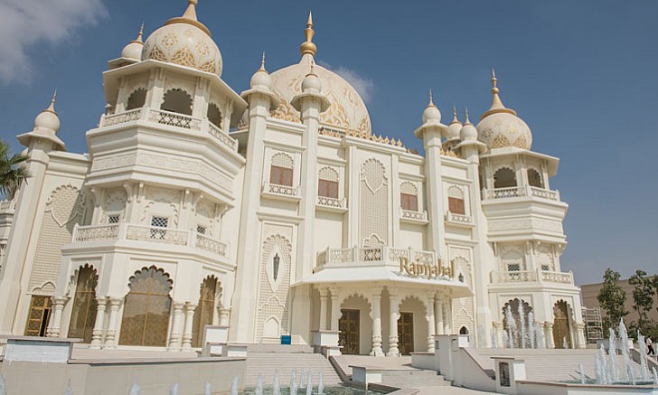 Rajmahal-Theatre